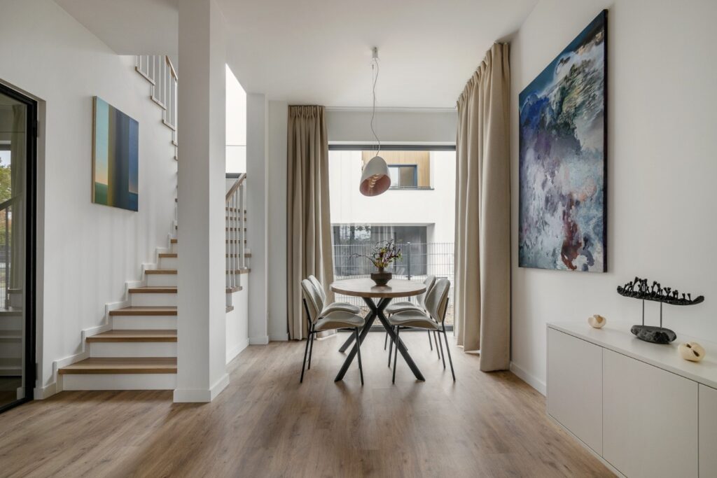 Podłoga do&nbsp;przedpokoju - aranżacje